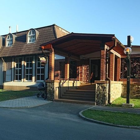 Hotel Armales Stakcin Екстер'єр фото